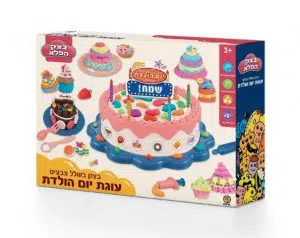 עוגת יום הולדת בצקים בשלל צבעים!