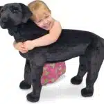 75488בובת כלב לברדור שחור גדולה – מליסה ודאג